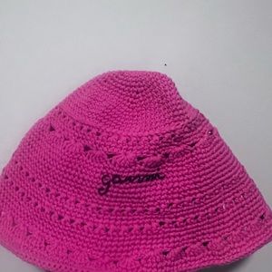 Ganni hat